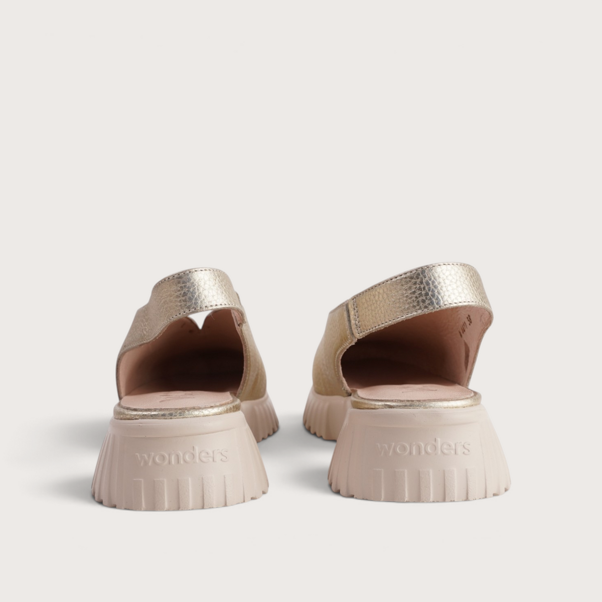 Altea Platino Leather Flats