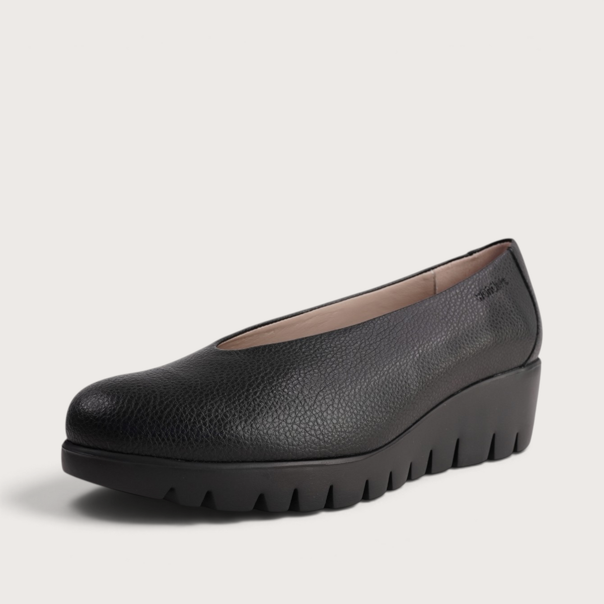 Caroline Black/ Black Leather Flats