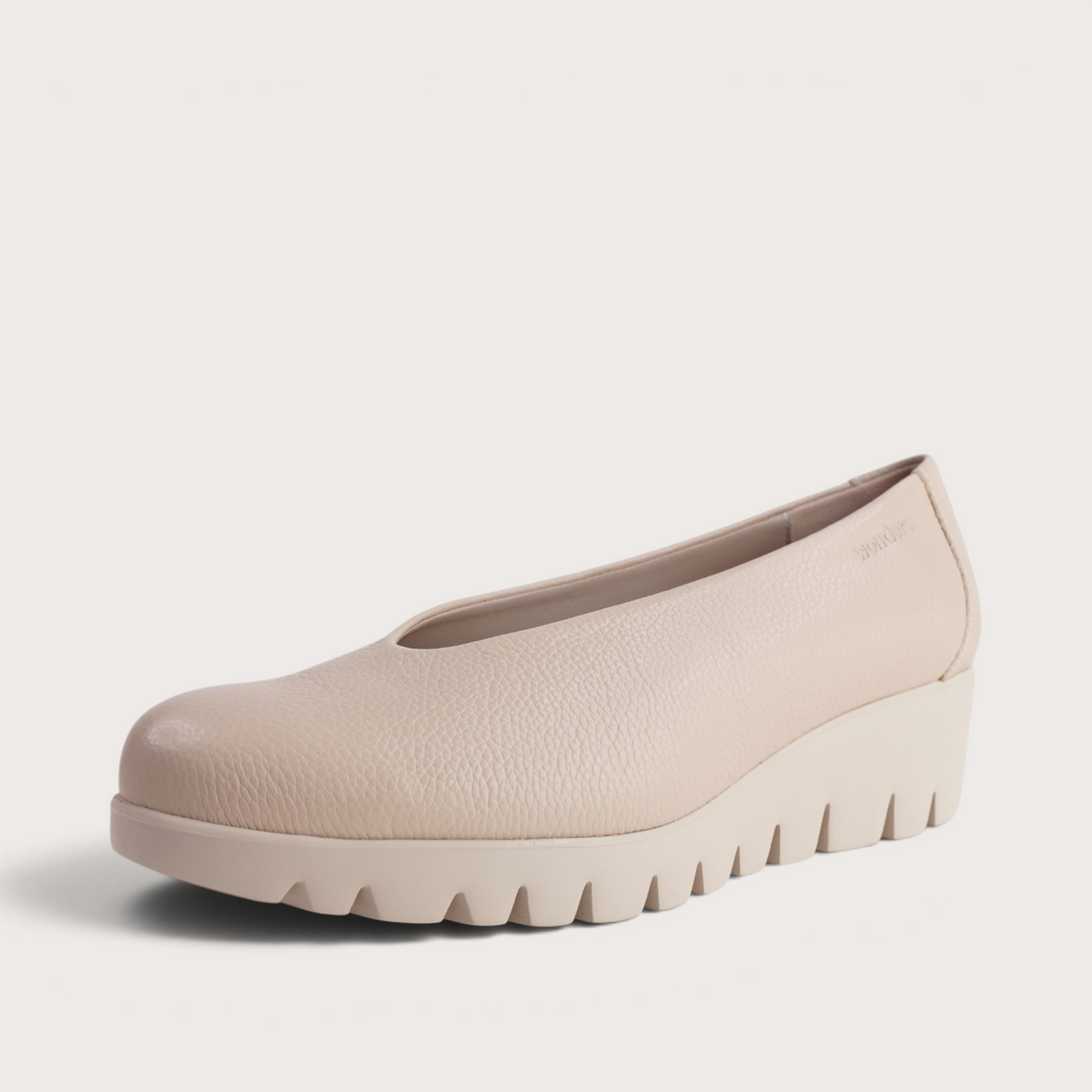 Caroline Beige Leather Flats