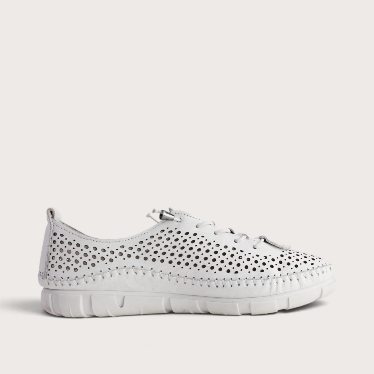 Chin White Leather Sneakers