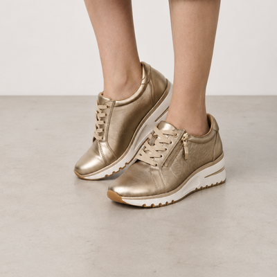 Lovin Platinum Leather Sneakers