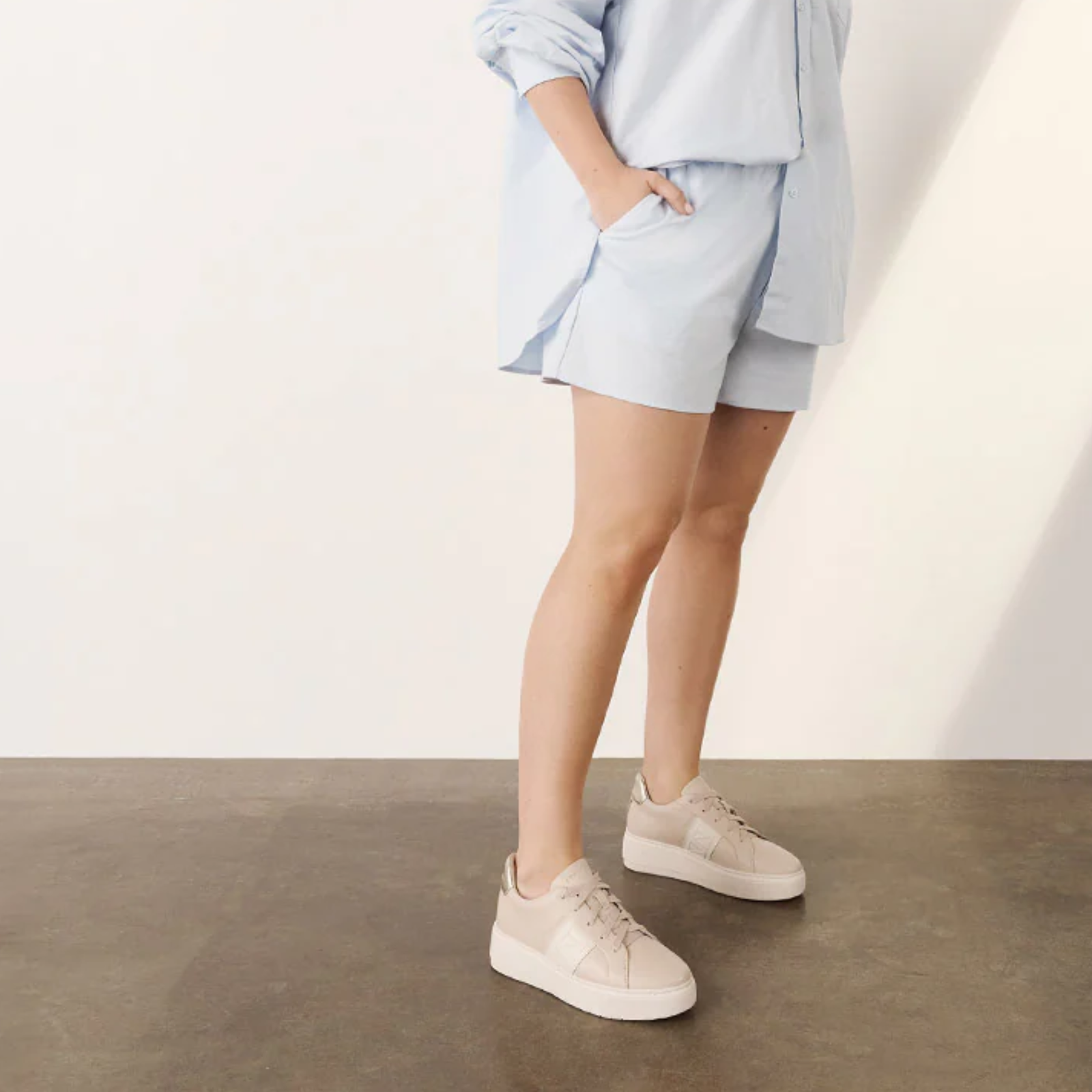 Riley II Ecru Leather Sneakers